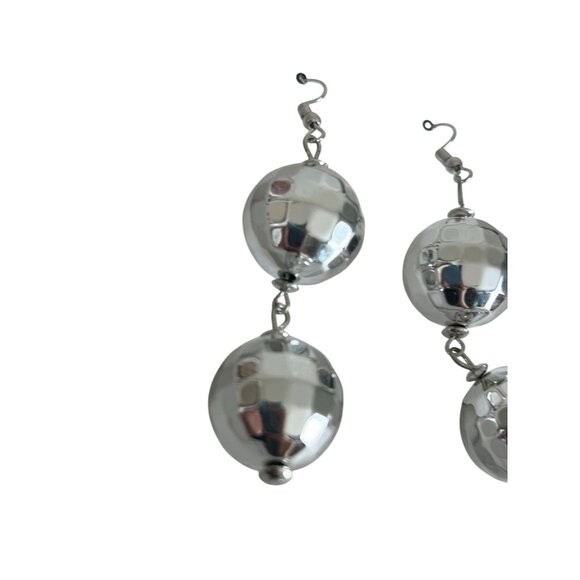 DISCO BALL Silver Drop Earrings New Years NEW - Picture 3 of 3